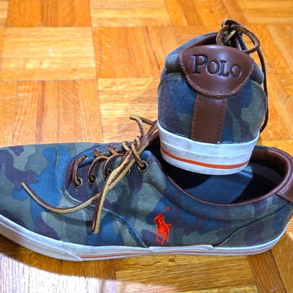 Men's Polo by Ralph Lauren Canvas Camo Sneakers in size 10 - Picture 3 of 4
